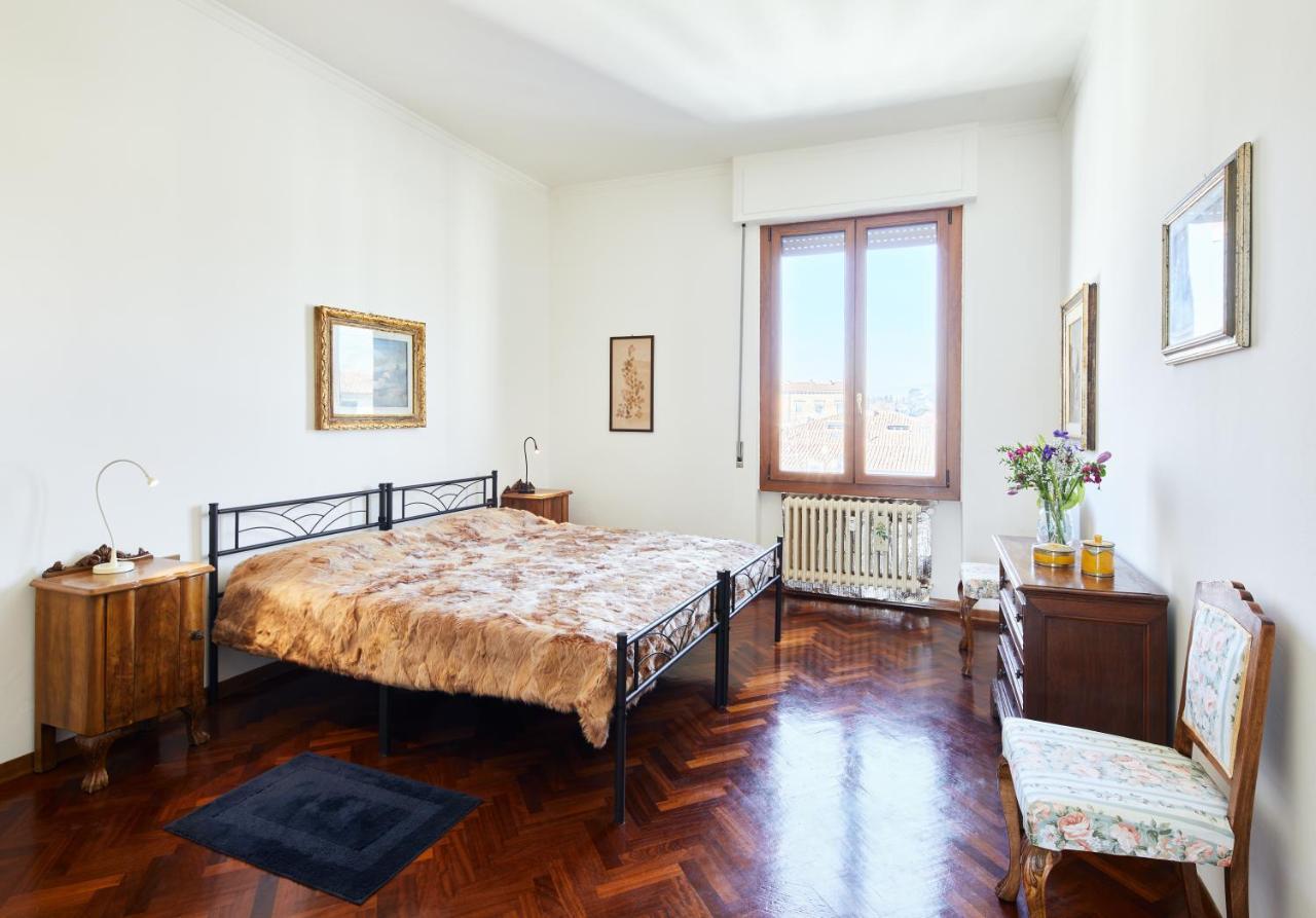 Lorena Flat Firenze