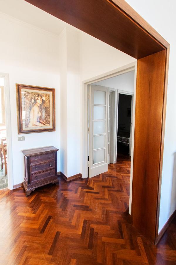 Lorena Flat Firenze